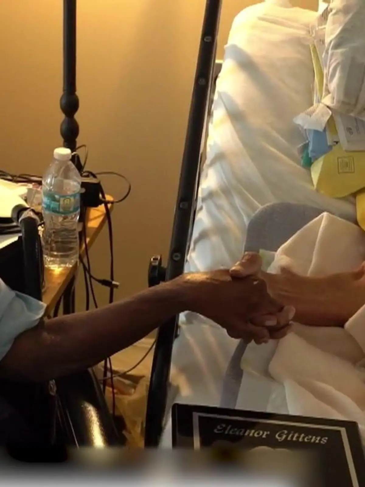 Bild zu: "83 Jahre verheiratet! Eleanor (107) und Lyle (108) sind das älteste Ehepaar der Welt"