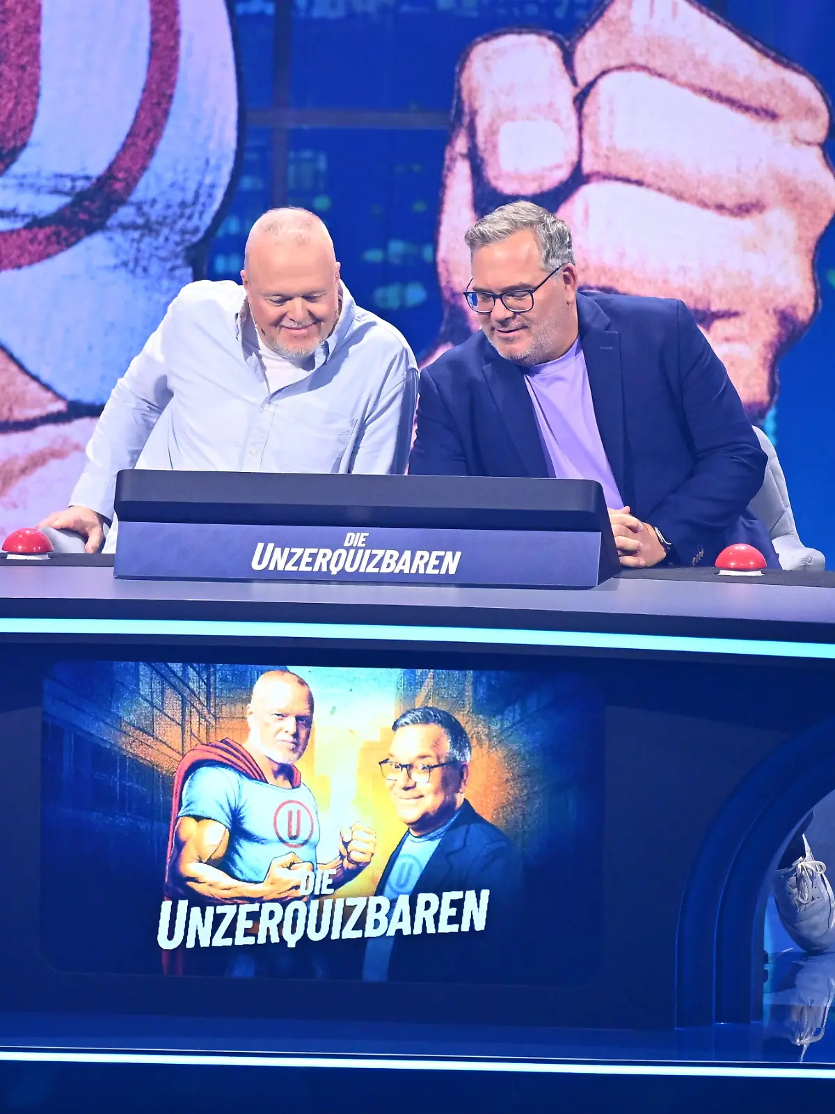 V.l.: Stefan Raab und Elton

+++ Die Verwendung des sendungsbezogenen Materials ist nur mit dem Hinweis und Verlinkung auf RTL+ gestattet. +++