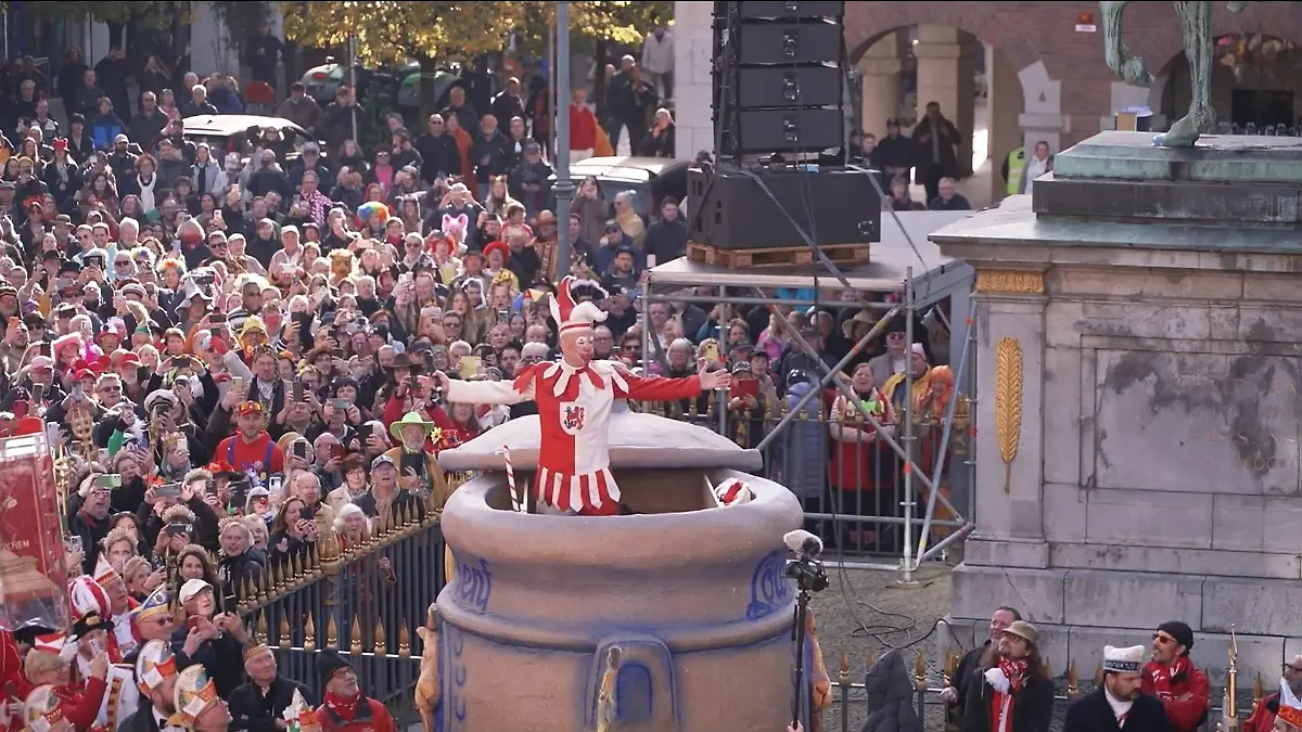 Hoppeditz-Erwachen in Düsseldorf Helau!