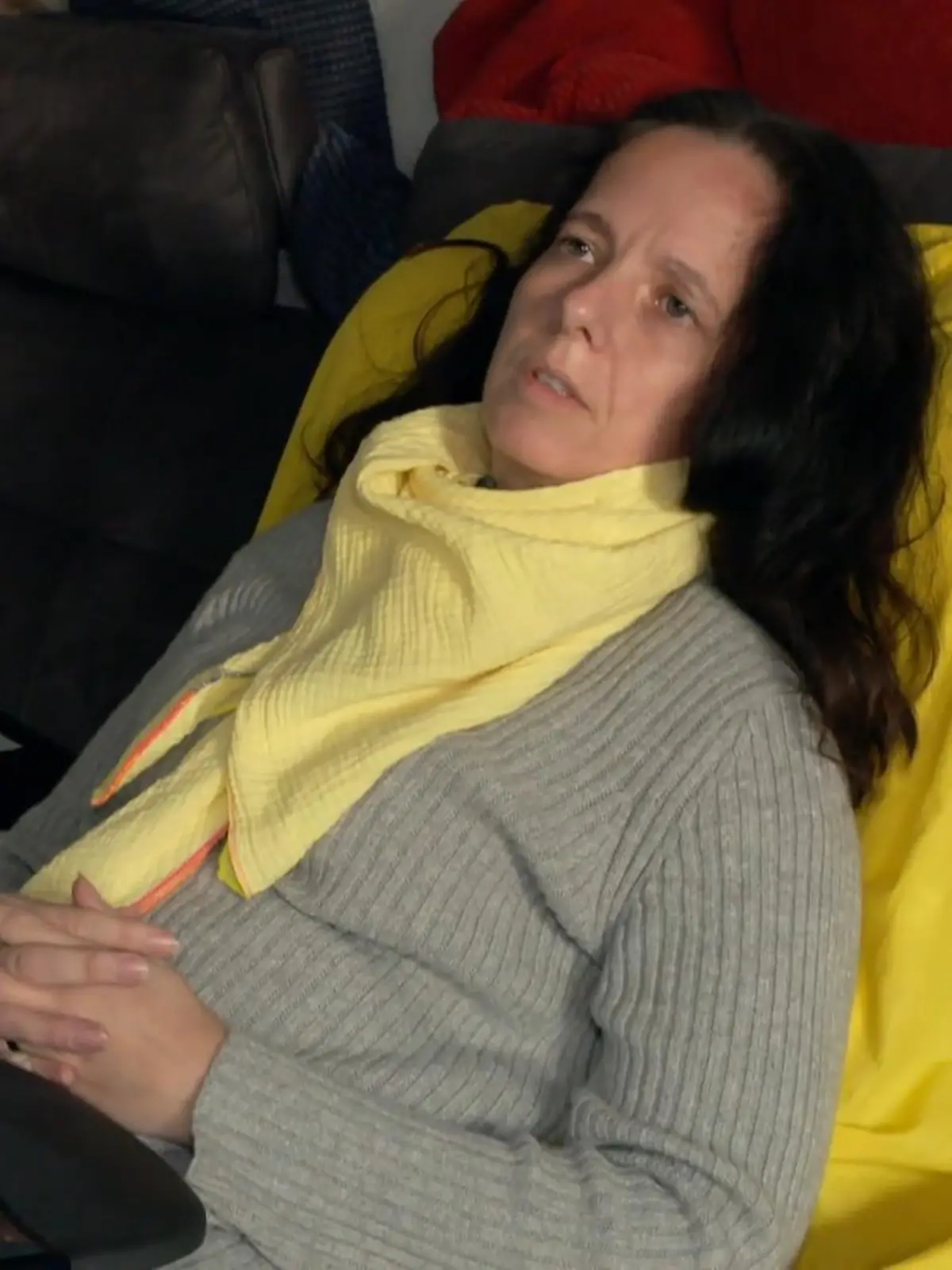 Bild zu: "ME/CFS-Patientin Sabine (44) zahlt tausende Euro für ihre Behandlung"