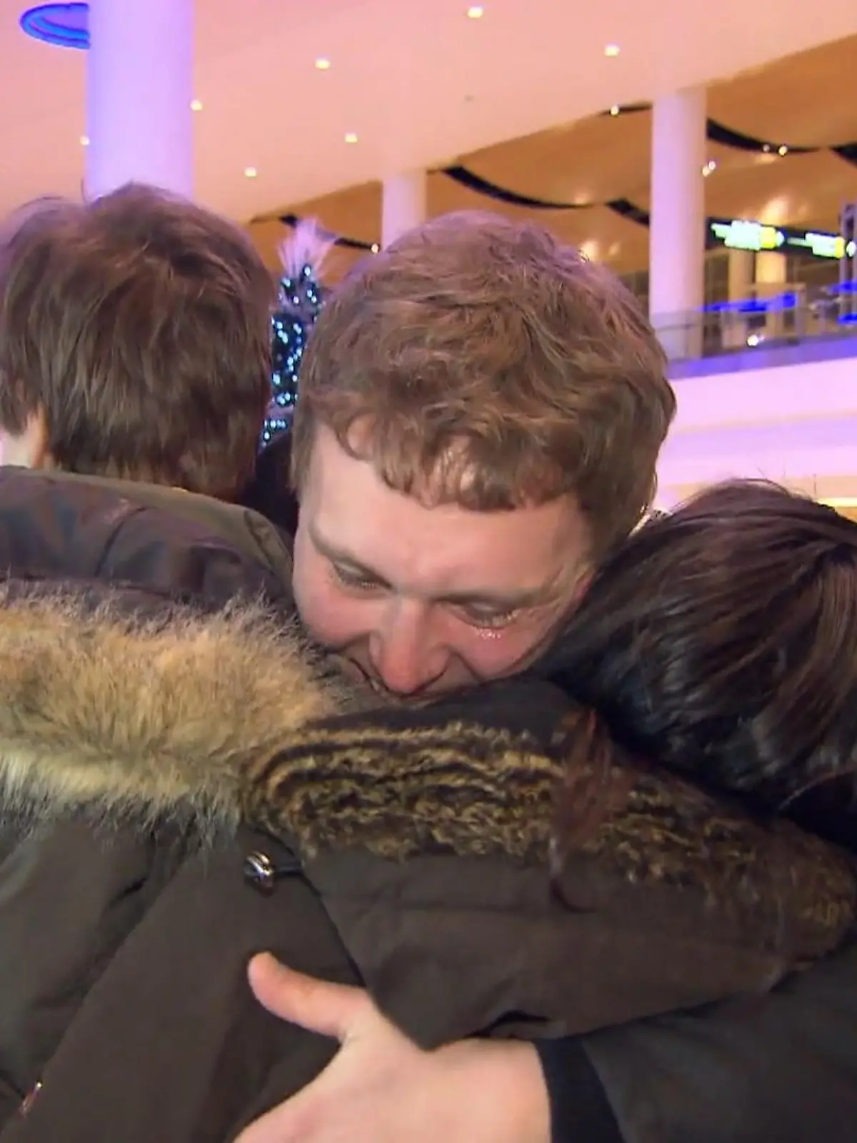 Bild zu: "Stephan empfängt seine Familie in Kanada"