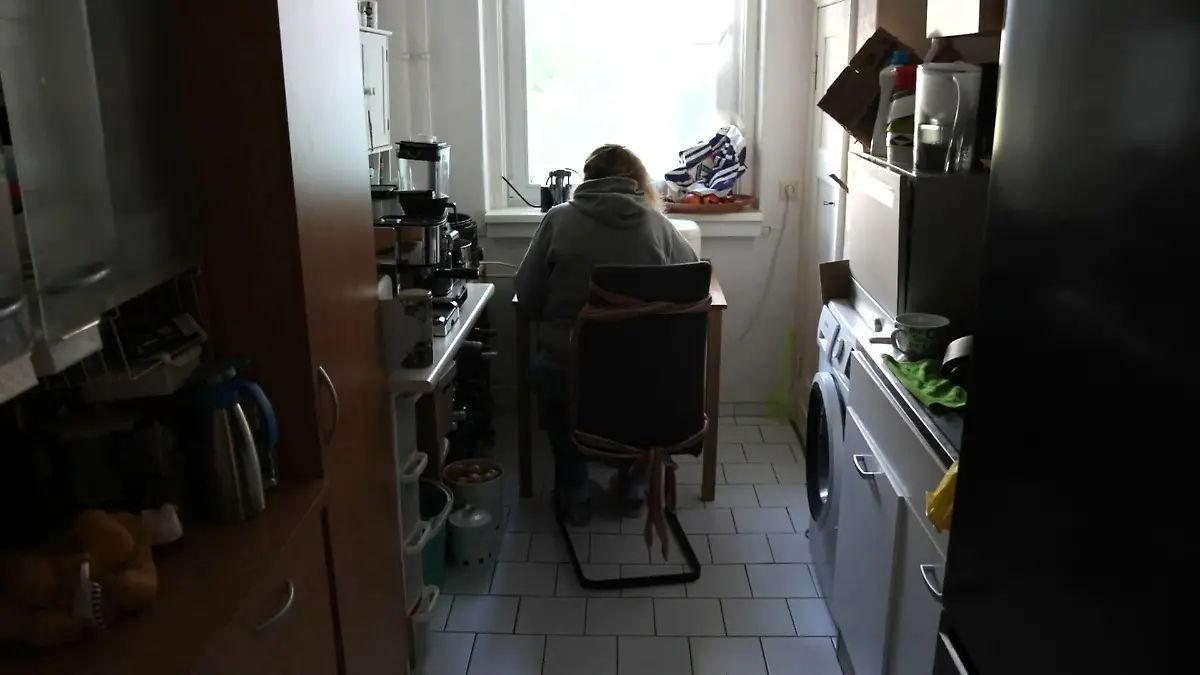 Viele Rentner in Deutschland müssen trotz Rente weiterarbeiten Arbeitszwang statt Altersruhe