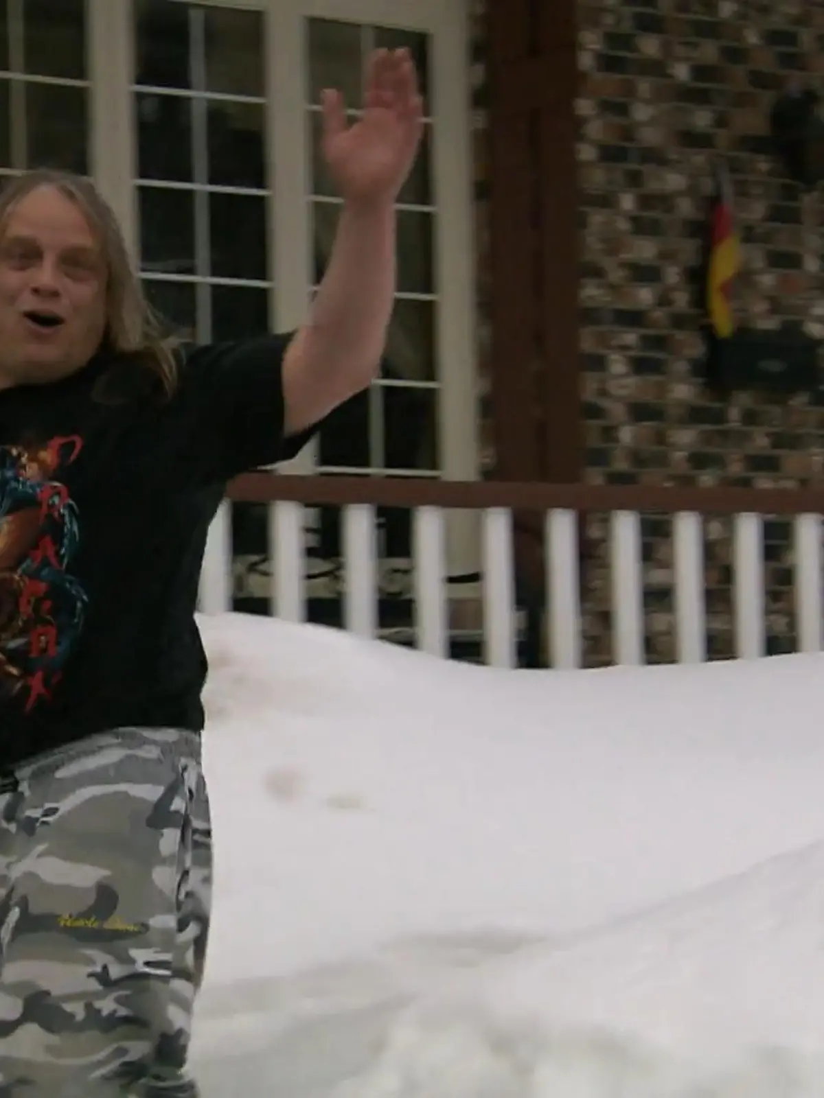 Bild zu: "Peter lebt sich mit Lyne in der neuen Heimat ein"