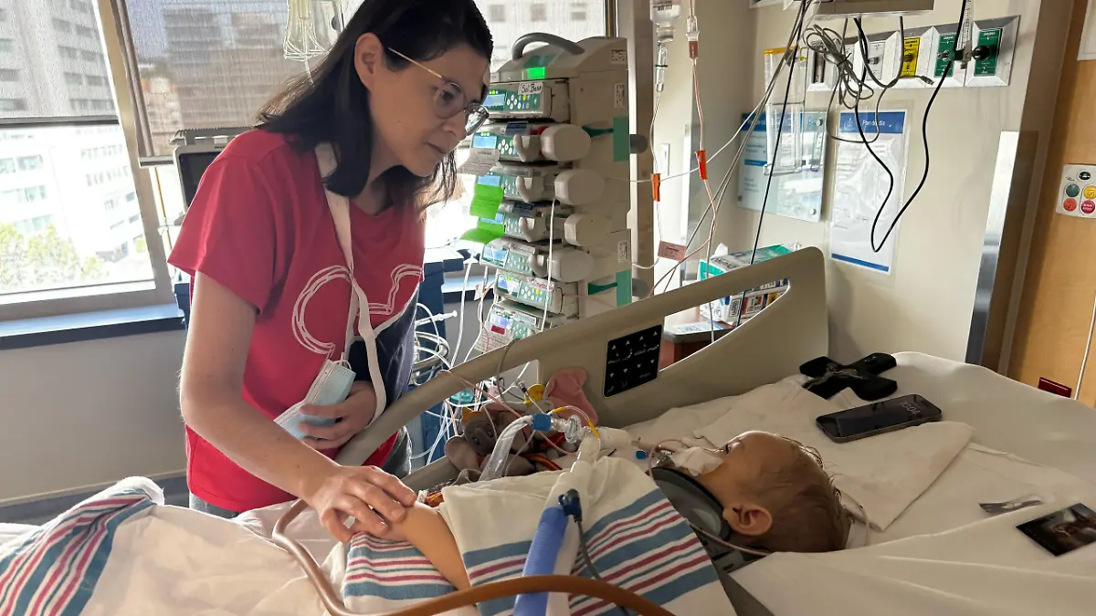 Laura Staub ist nach dem Horror-Unfall in Mexiko bei ihrem Sohn Oliver am Krankenbett.