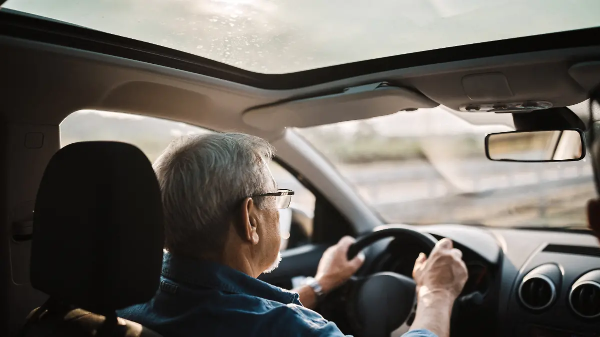 p12 vb k+ Rentner, Auto fahren