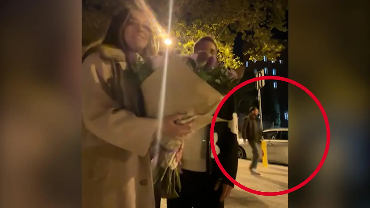 Unfreiwilliger Auftritt in Liebesvideo! Plötzlich rennt DIESER Superstar durchs Bild Bei romantischem Pärchen-Abend in Barcelona