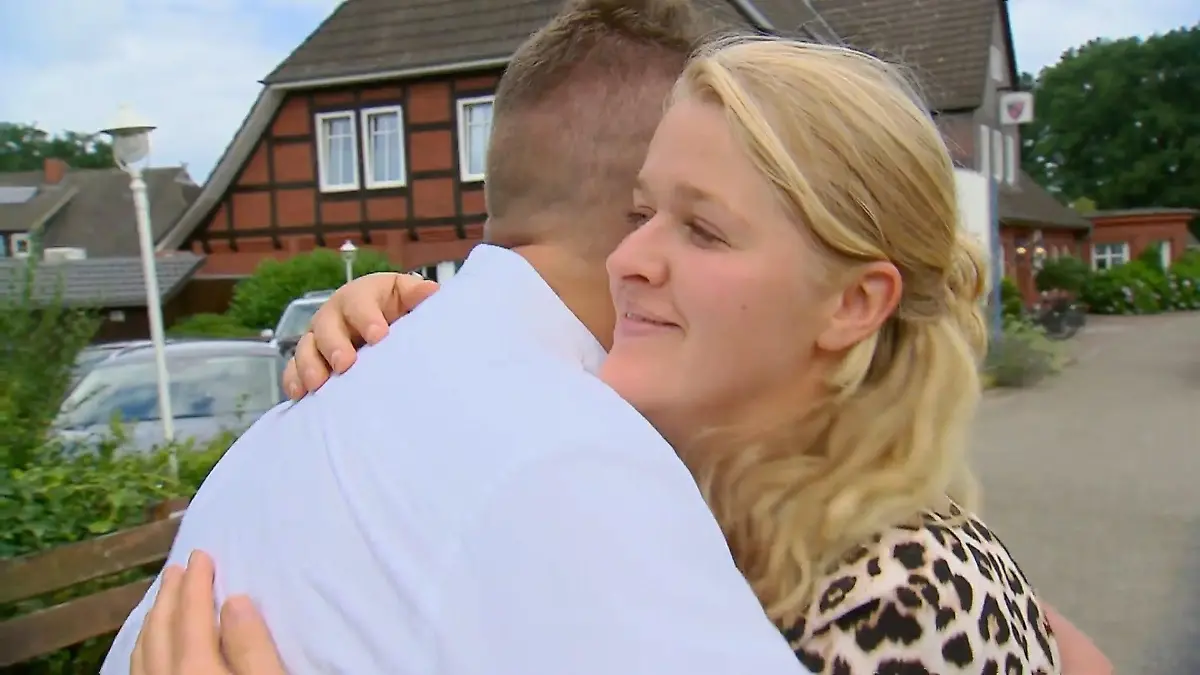 Endlich sieht sie Christoph wieder Insa ist aufgeregt