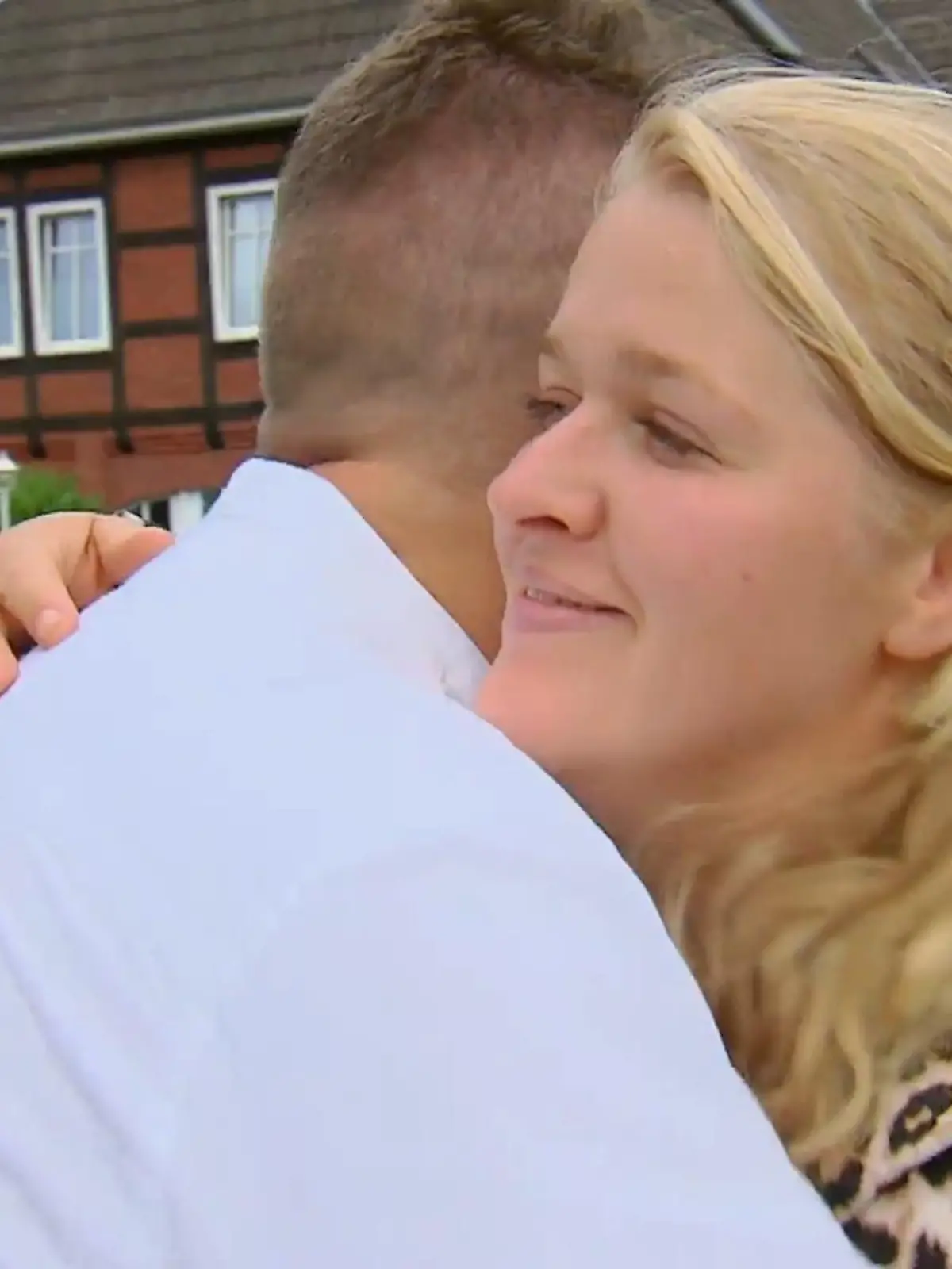 Bild zu: "Endlich sieht sie Christoph wieder"