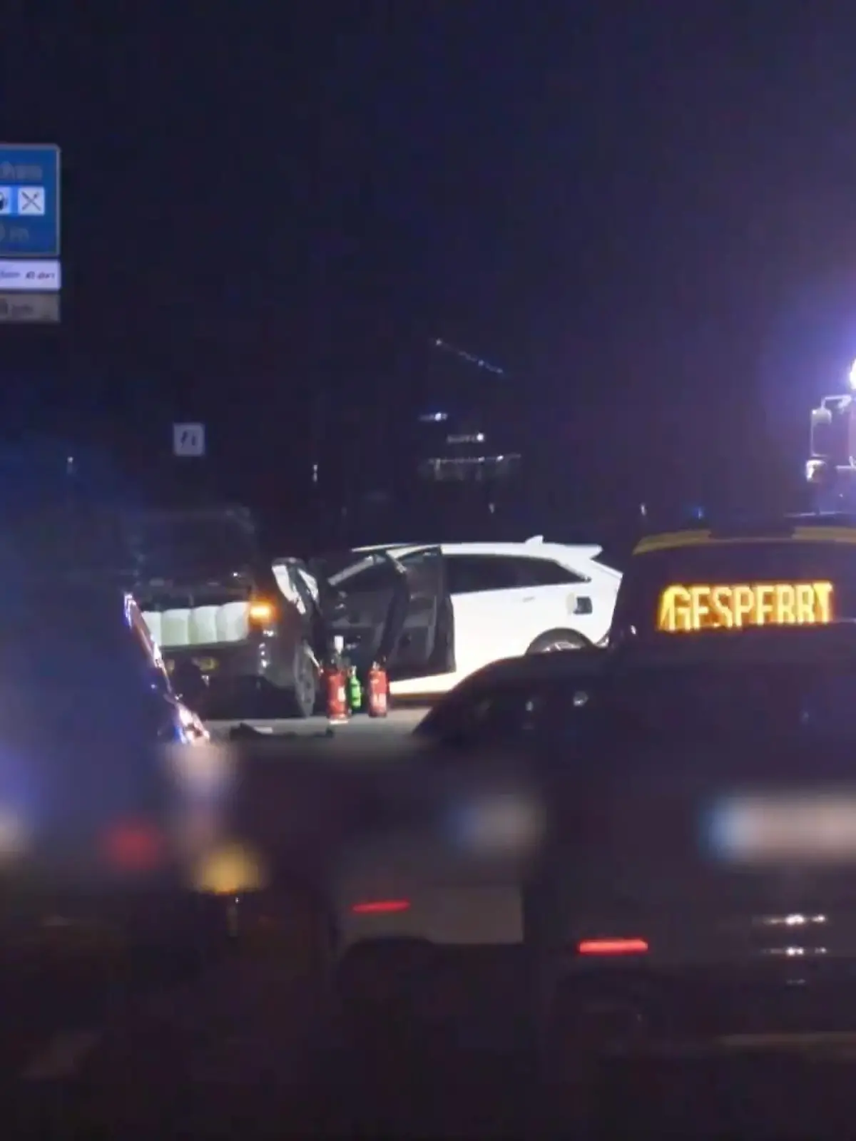 Bild zu: "Sprengstoffalarm auf der Autobahn"