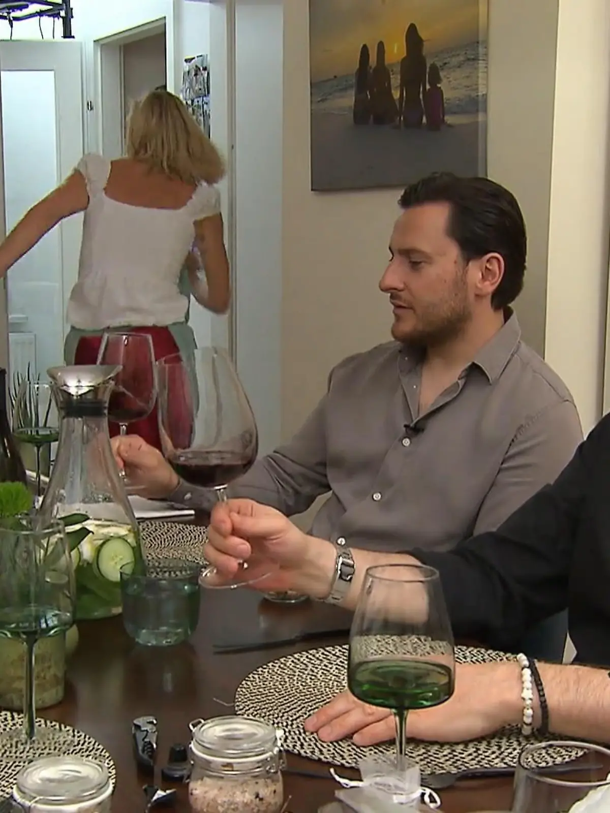 Bild zu: "Renate wirbelt durch die Küche"