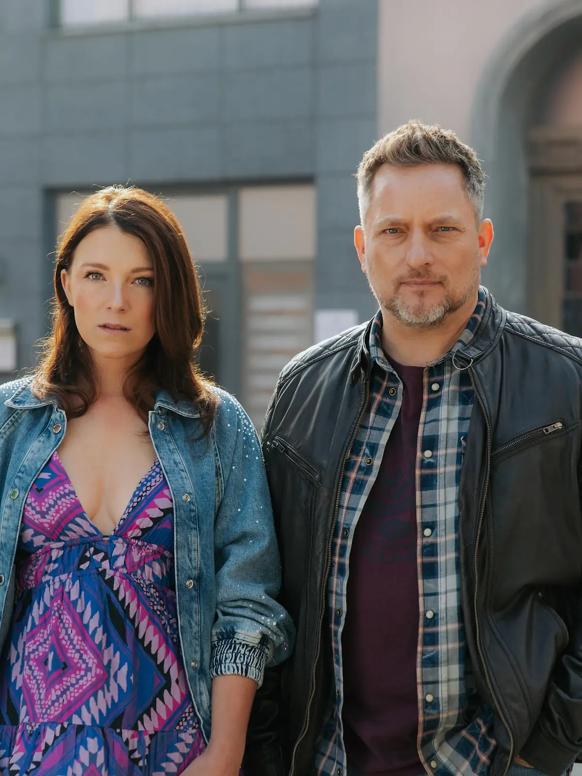 Eva Mona Rodekirchen (l., „Maren Seefeld”), Iris Mareike Steen („Lilly Seefeld”) und Lars Pape („Michael ‘Michi’ Bode”)