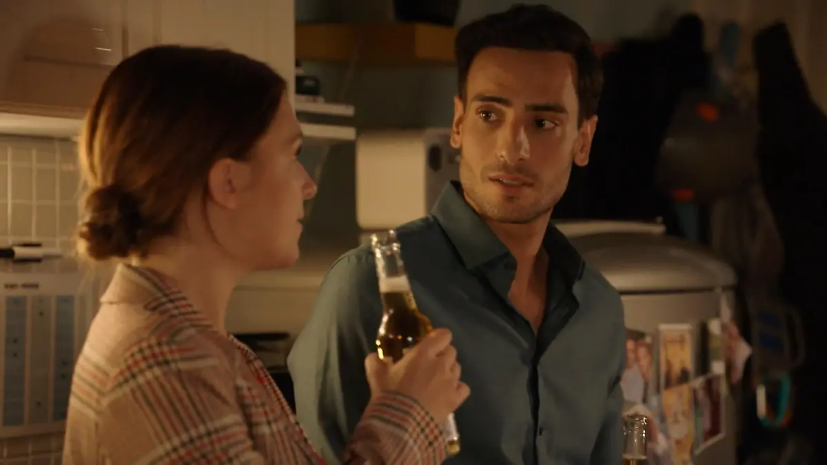 Nihat kommt wegen Matilda ins Grübeln GZSZ-Folge 8407 vom 25. November 2025 im TV