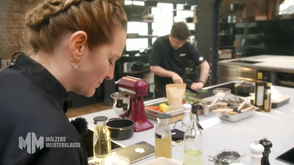 Luisa sucht bei Tim Mälzer neuen Halt für ihr Rezept "Sie hat Angst"