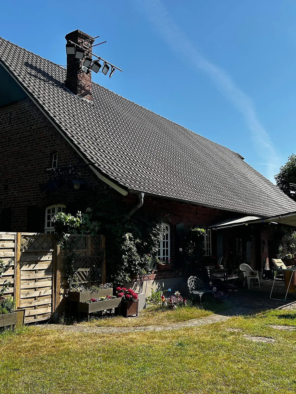 Bild zu: "Urlaub im Zoff-Paradies! Fans reißen sich um das „Sommerhaus der Stars”"