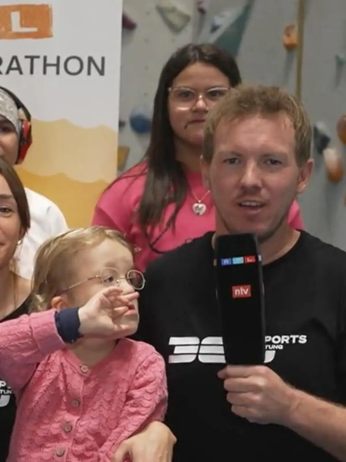 Bild zu: "30 Jahre RTL-Spendenmarathon 2025 – Julian Nagelsmann setzt sich für mehr Integration ein"