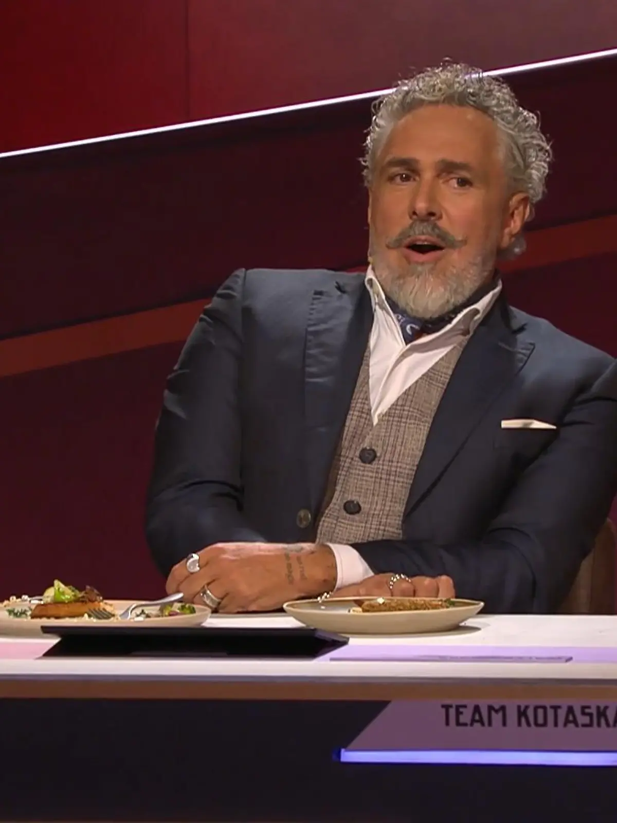 Bild zu: "Roland lobt trotz erstem Schockblick die Leistung der Teams"