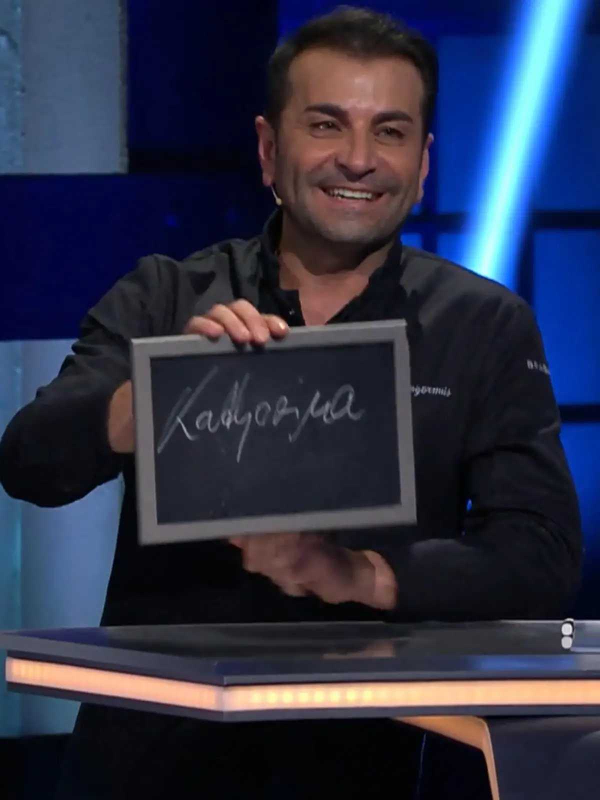 Bild zu: "Russische Baisertorte? Ali hat keine Ahnung"