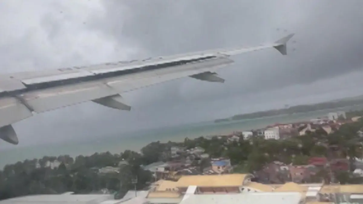 Horror-Flug im Supertaifun! Passagiere zittern um ihr Leben An Bord bricht Panik aus