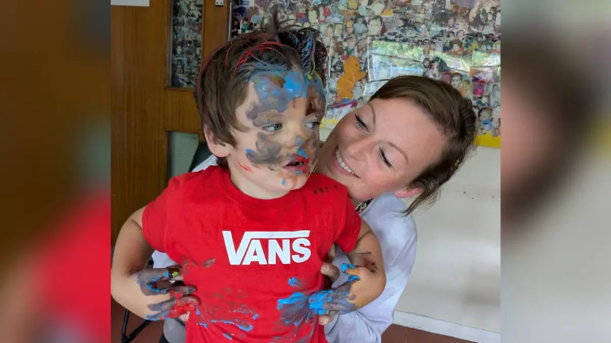 Tate und seine Mutter Tammy.