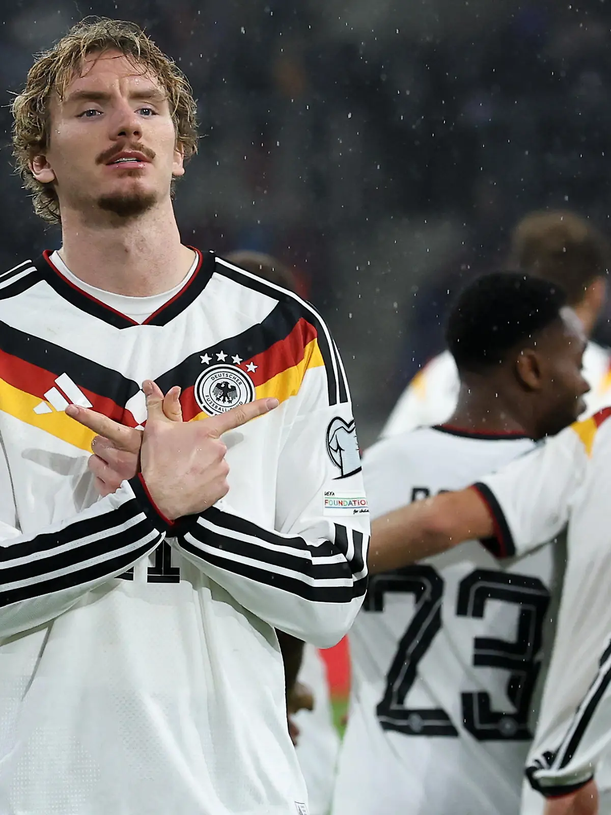 Bild zu: "Zittersieg gegen Fußballzwerg – die DFB-Highlights zum Spiel in der WM-Qualifikation!"