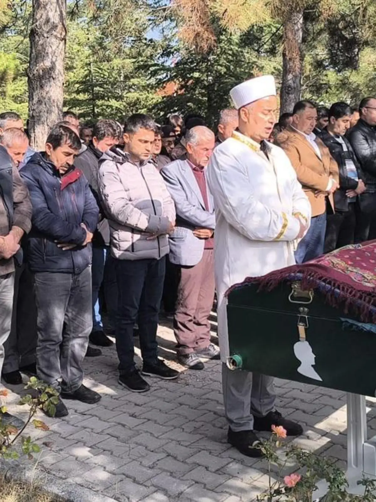 Bild zu: "„Es gibt keine Rettung mehr” - Onkel des Vaters glaubt nicht an Genesung"