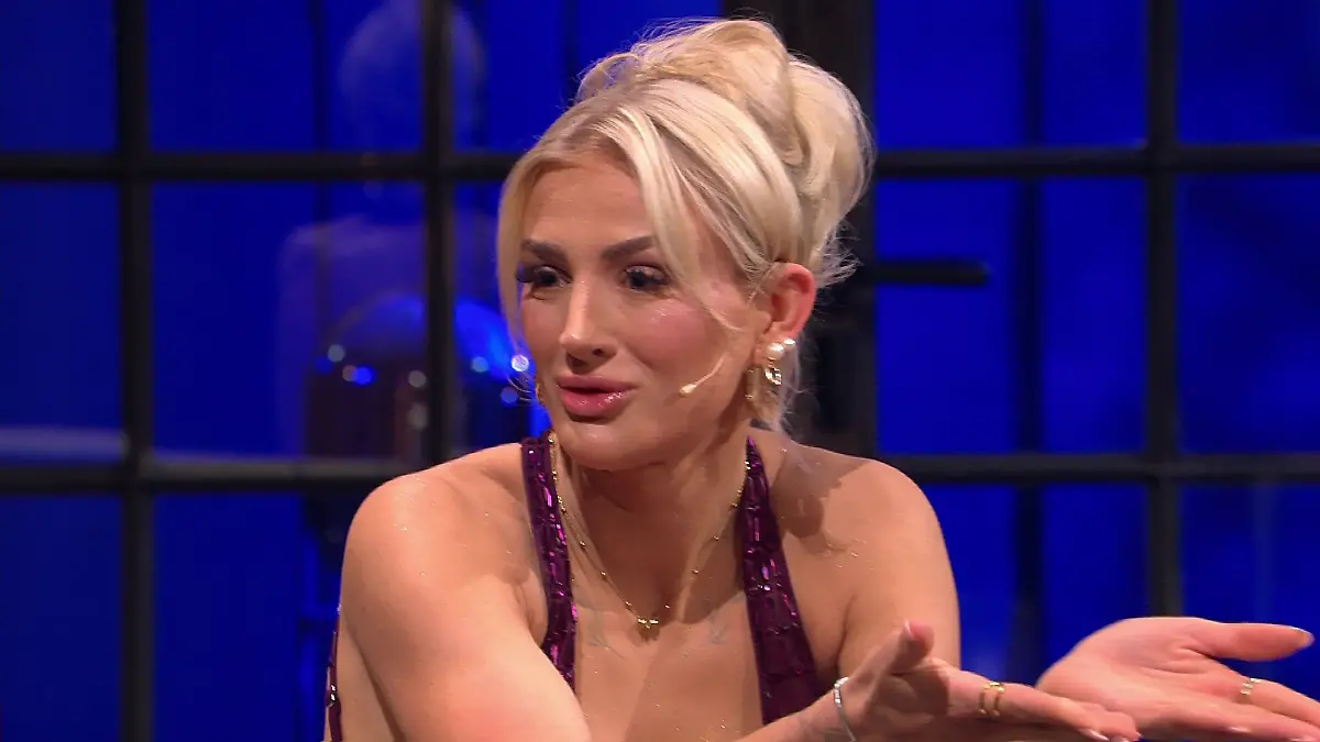 Edda beim Sommerhaus-Wiedersehen.