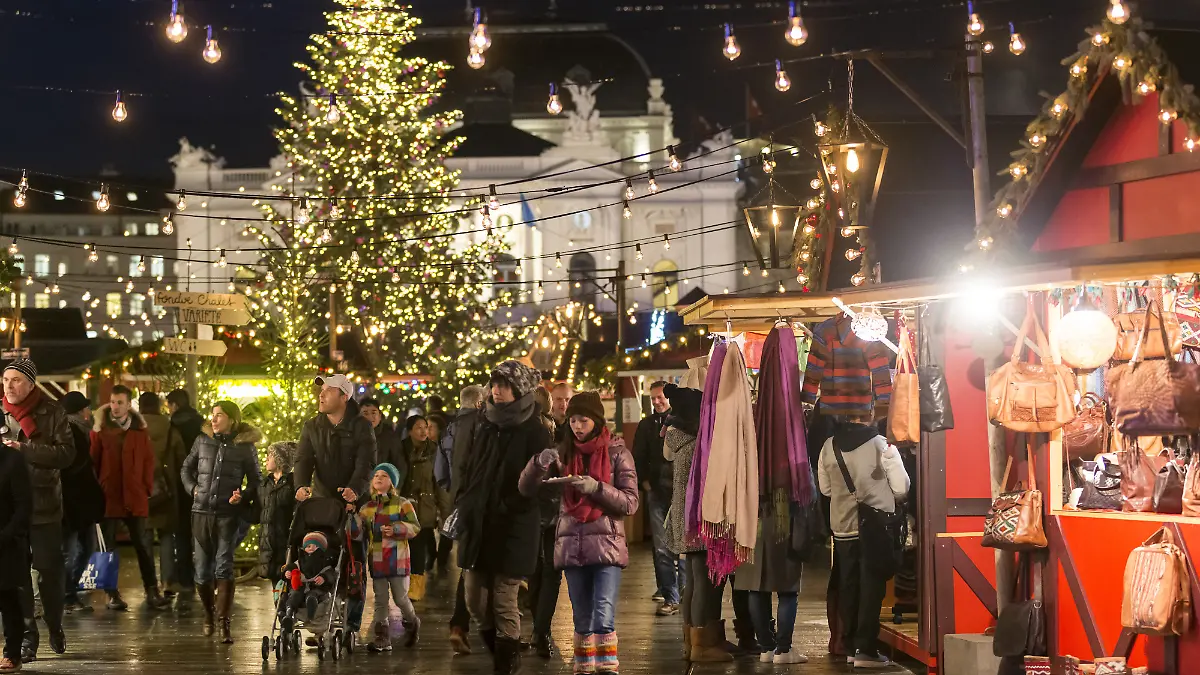 Auf dem „Polarzauber“-Weihnachtsmarkt am Zürcher Hauptbahnhof gibt es dieses Jahr kein Bargeld. (Archivbild)