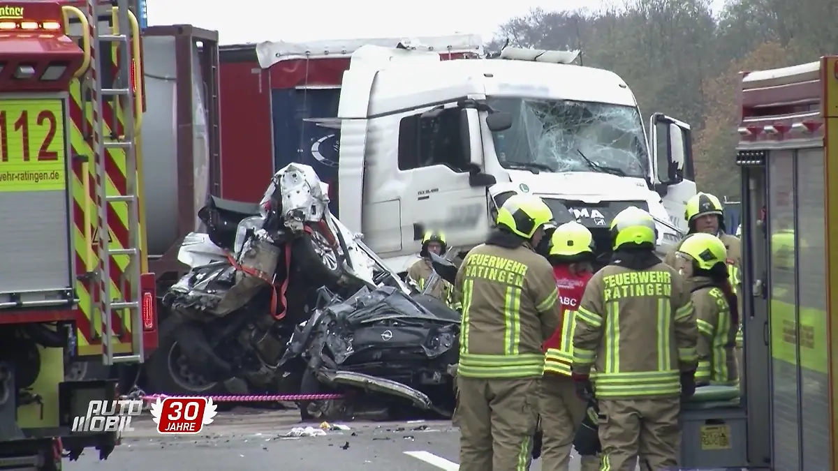 Wie sicher machen Assistenzsysteme den LKW Verkehr Kann Technik Leben retten?