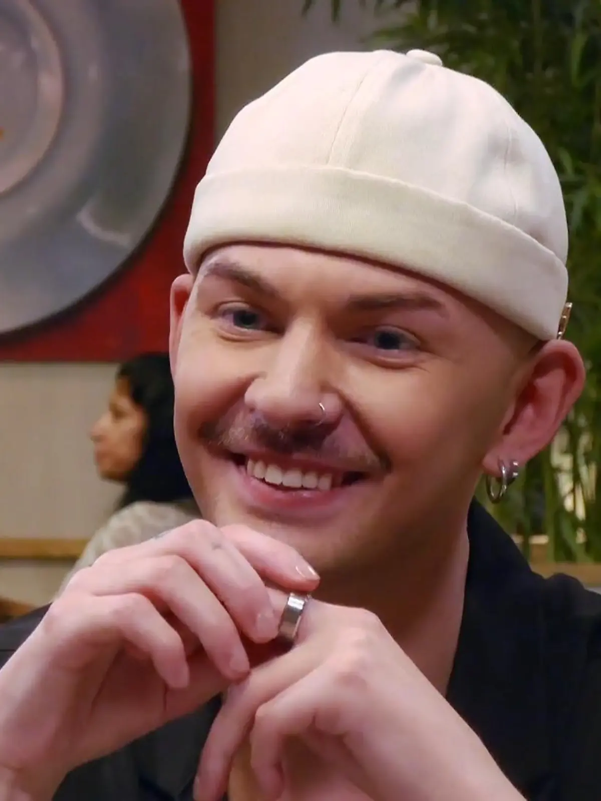 Bild zu: "Wie reagiert Dominik auf Kevins Tattoo?"