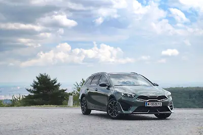 Kia Ceed Sportswagon 1.5 T-GDI MHEV DCT Ultimate Edition