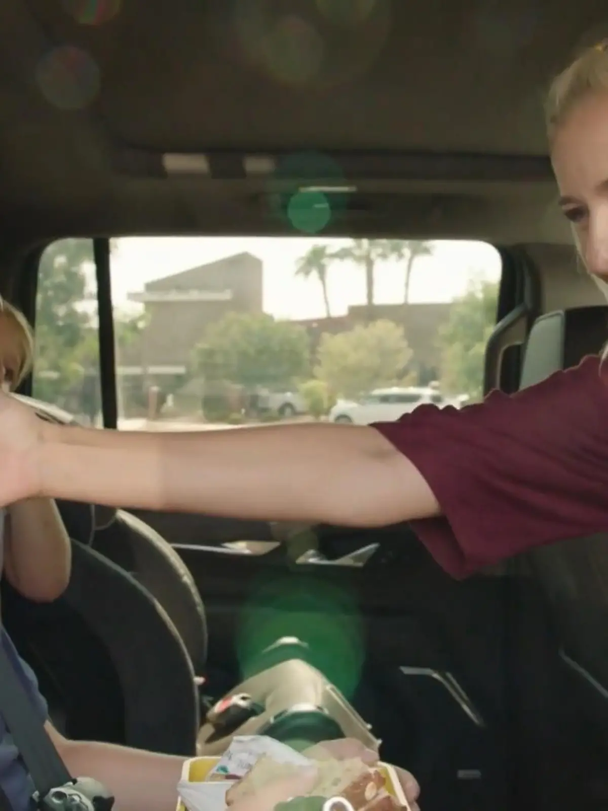 Bild zu: "Tränenreicher erster Schultag für Milan"