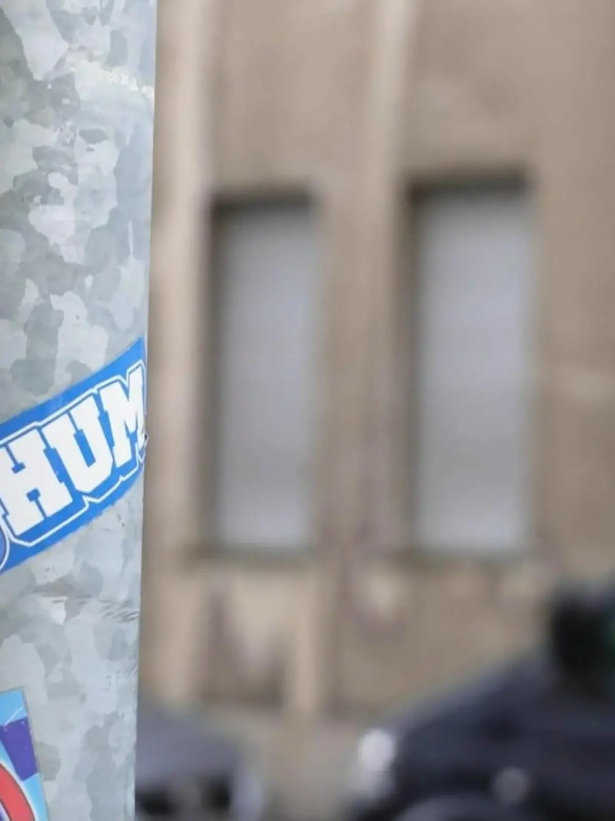 Bild zu: "Polizei schießt Mädchen nieder – Zwölfjährige ging mit Messern auf Polizei zu"