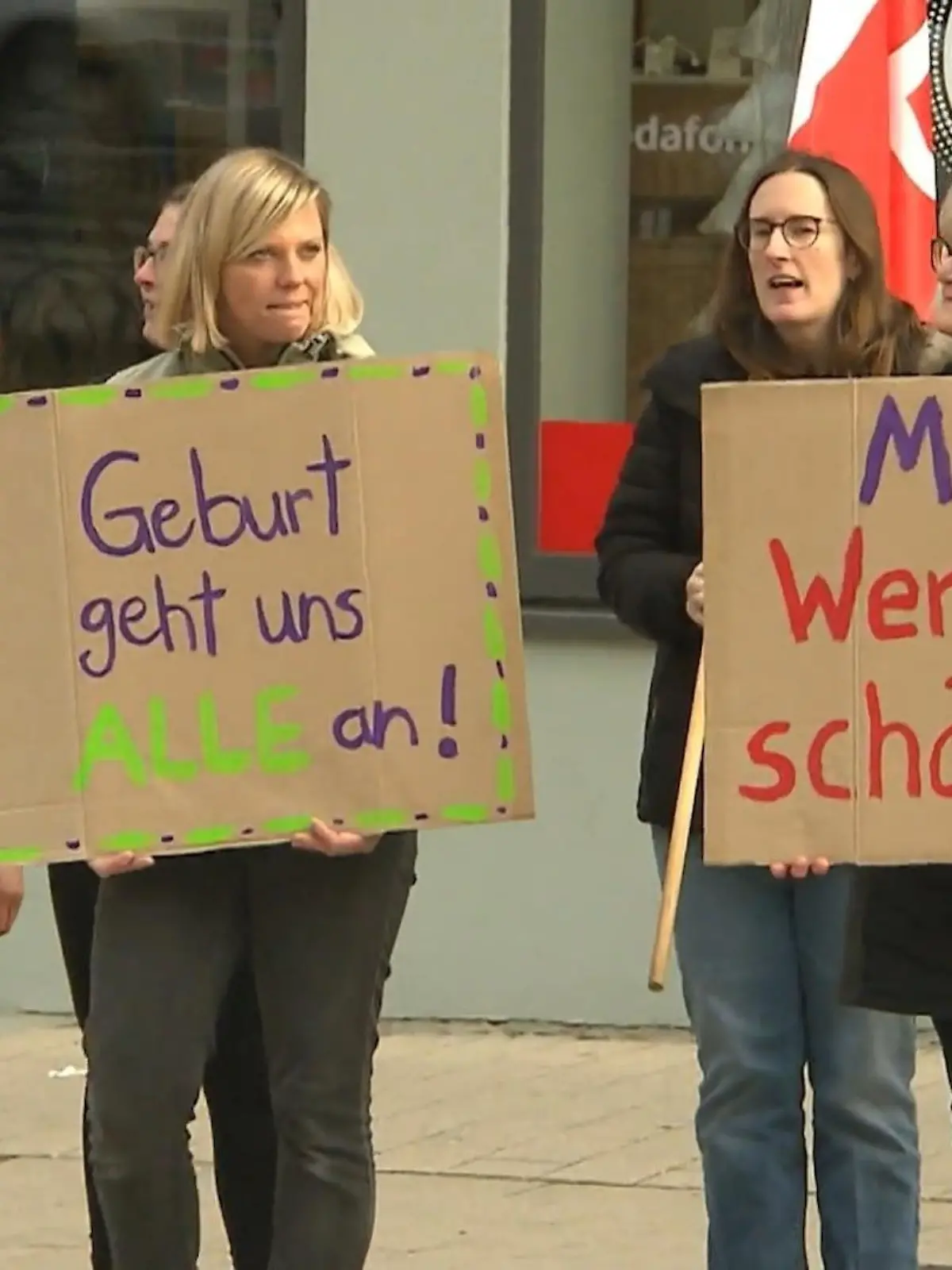 Bild zu: "Hebammen-Team in Rottweil kündigt geschlossen nach Gehaltskürzungen"