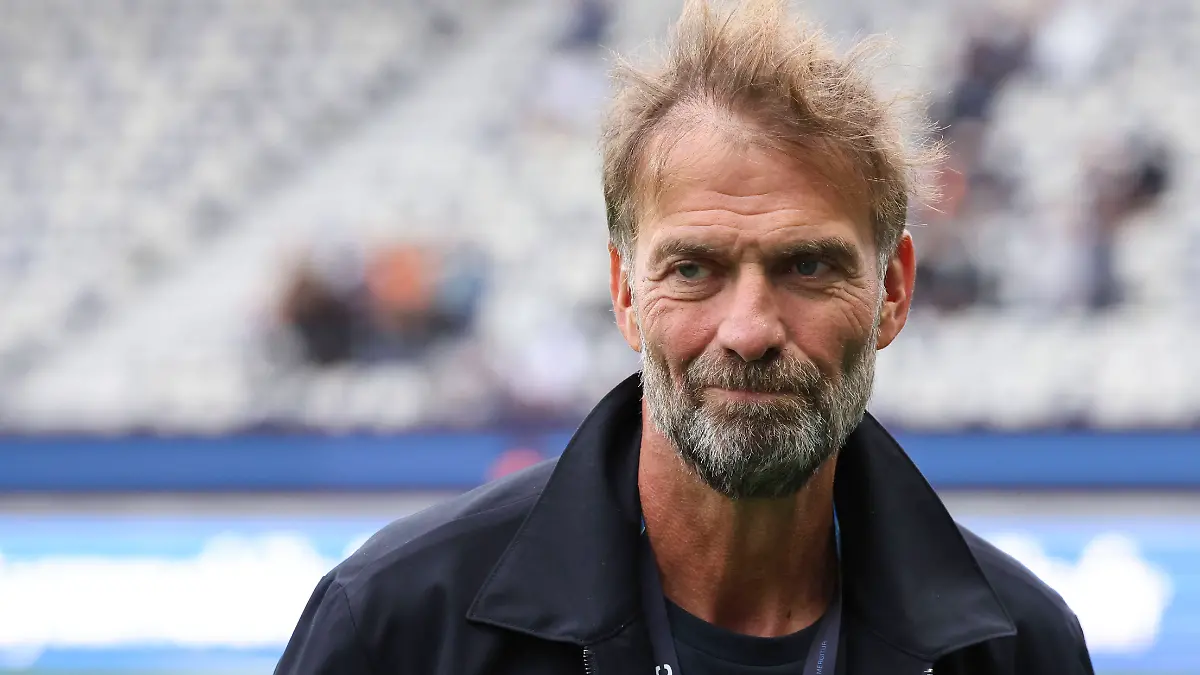 J-rgen-Klopp-R-hrende-Botschaft-an-krebskranke-Tochter-von-Dennis-Diekmeier