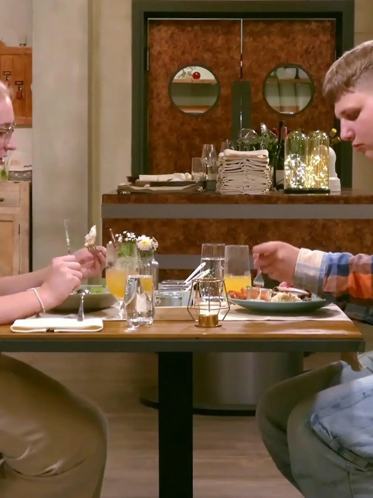 Bild zu: "Feli und Noah testen ihre Geschmacks Abenteurerlust"