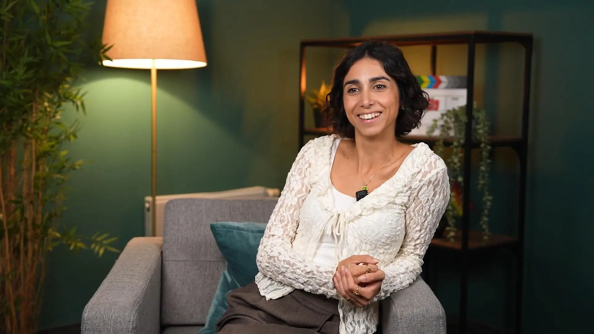 Hat sich Leyla verliebt, Suri? Online-Dating bei AWZ mit Folgen?