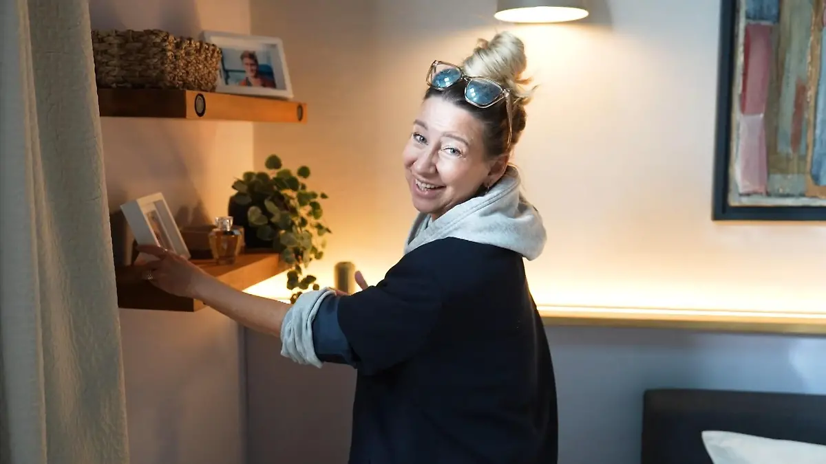 Isabell Hertel zeigt uns ihre neue Wohnung. 