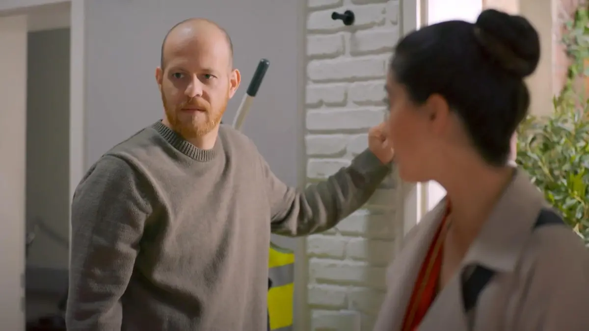 Tobias entdeckt, dass ein wichtiger Gegenstand verschwunden ist Die „Unter uns“-Wochenvorschau (Teil 2)