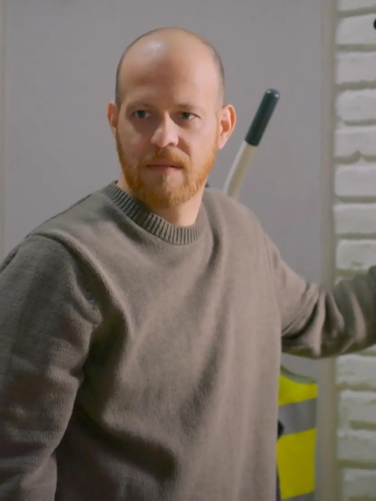 Unter uns: Tobias entdeckt, dass ein wichtiger Gegenstand verschwunden ist