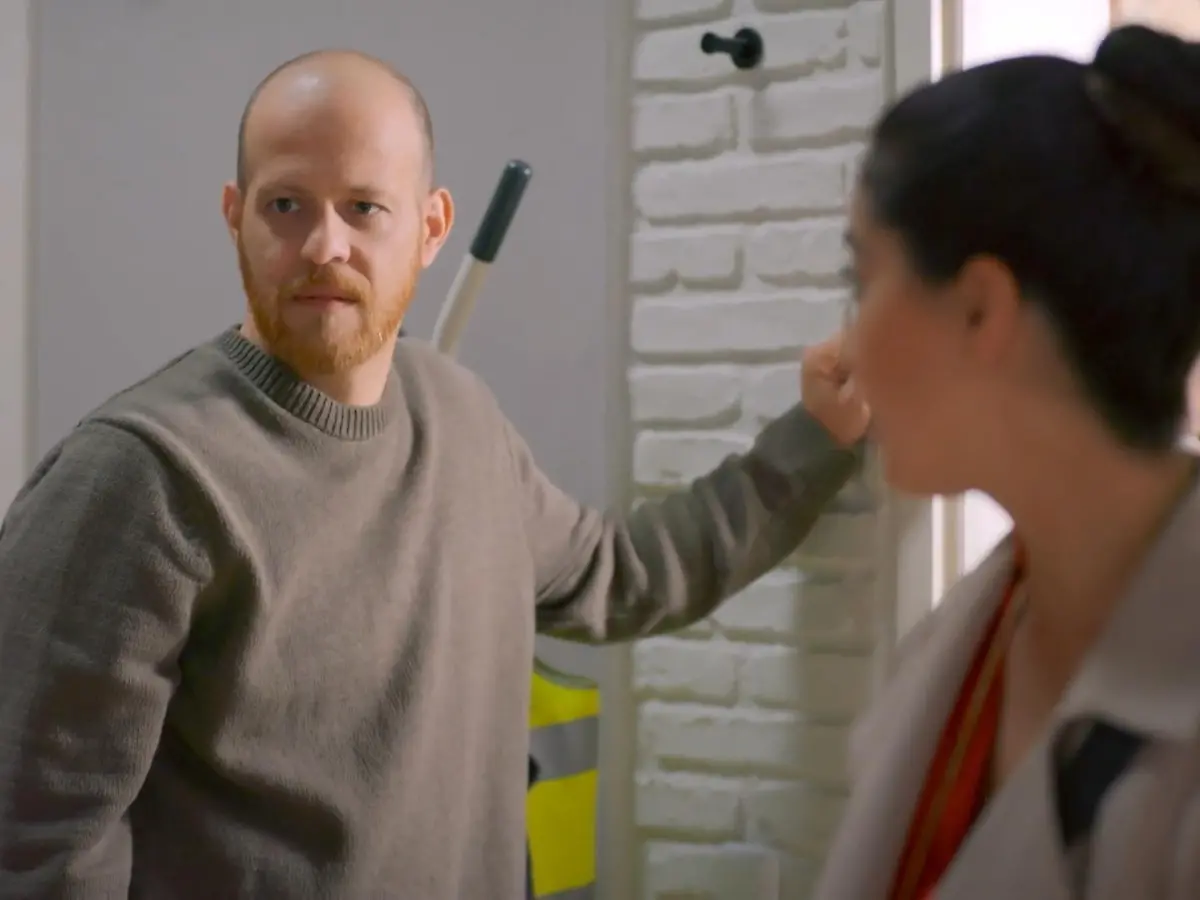 Die „Unter uns“-Wochenvorschau (Teil 2): Tobias entdeckt, dass ein  wichtiger Gegenstand verschwunden ist