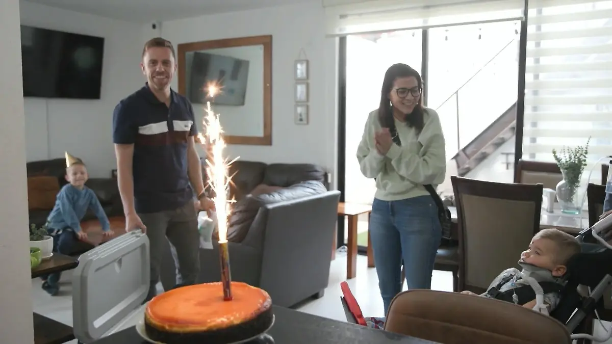 DIESER Termin schenkt Olli (2) Hoffung! Kann er nach Horror-Unfall bald wieder laufen? Familie kämpft um das Leben ihres Sohnes