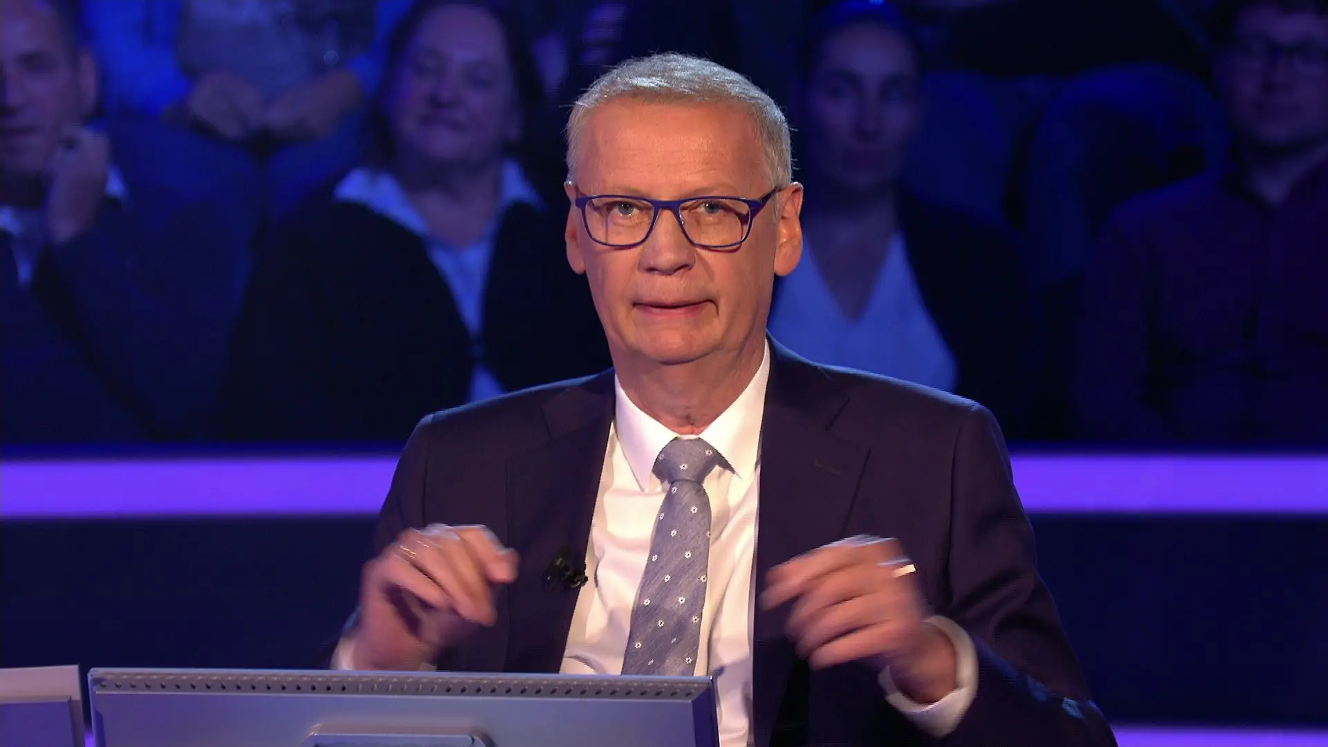 Günther Jauch outet sich beim „Wer wird Millionär?”-Promi-Special als sportliche „Archivleiche”.