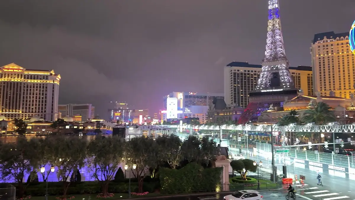Formel 1 in Las Vegas! Glitzer und Glamour auf und neben der Strecke Rennspektakel in der Nacht