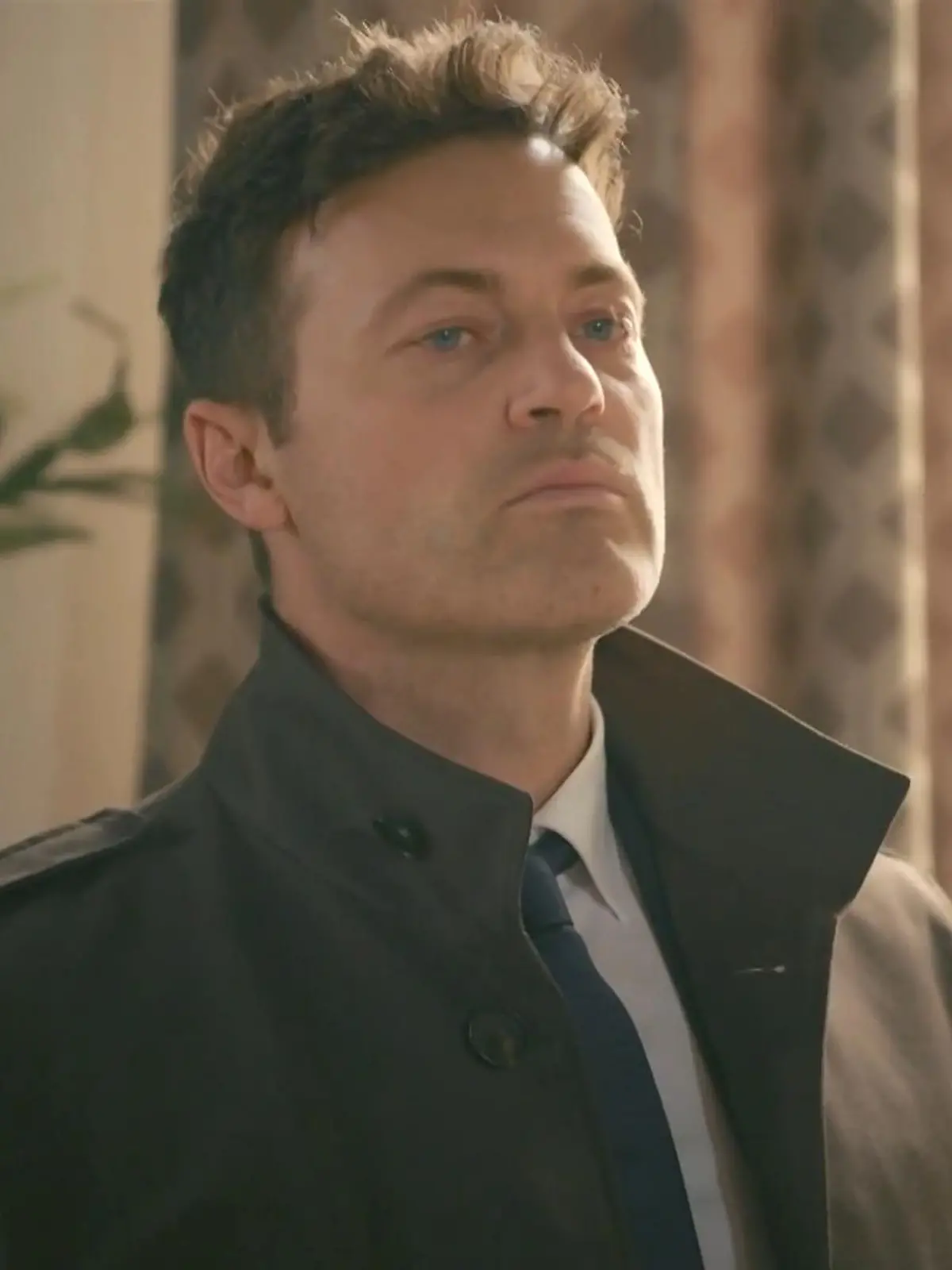 AWZ: Ben wird von Simone gefeuert