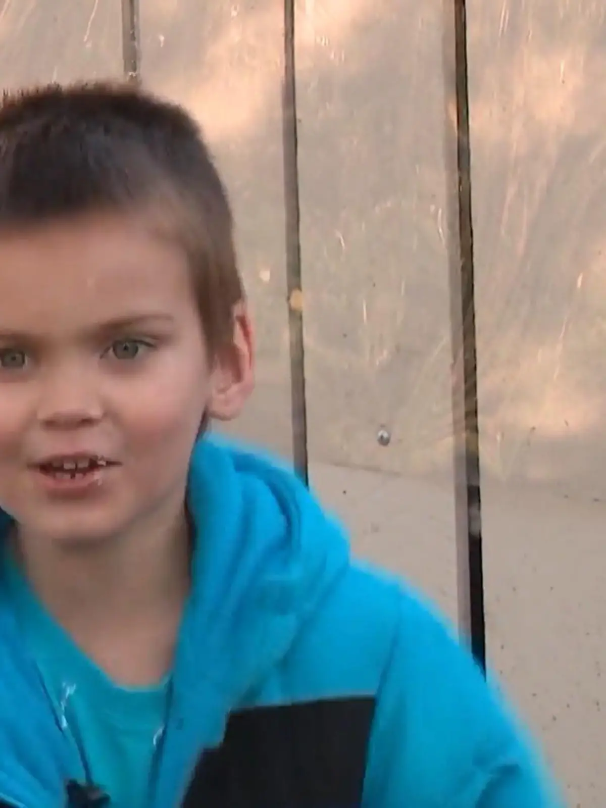 Bild zu: "DIESER Junge ist ein Held! Adrian (5) stoppt Autodieb und rettet seine Mutter"