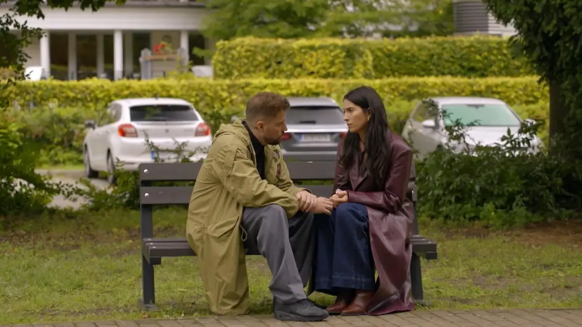 GZSZ-Vorschau-heute-im-TV-John-k-mpft-um-Laura