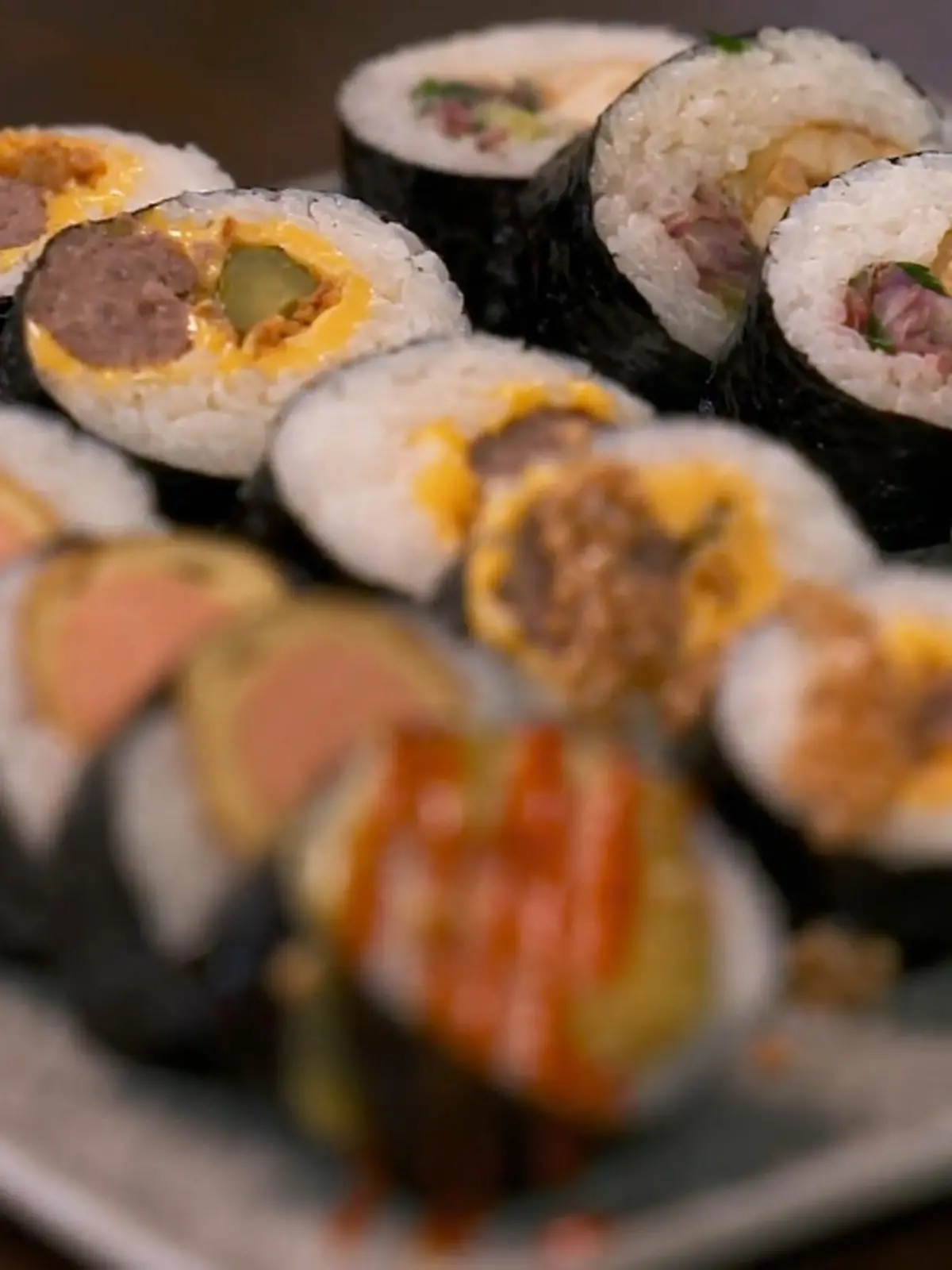 Bild zu: "Lege bewertet seine kreativen Kimbab-Ideen"