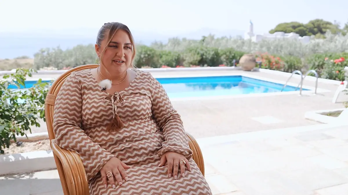 Willkommen in der Welt des Reality-TV, liebe selfiesandra! Moderations-Premiere bei „Make Love, Fake Love”