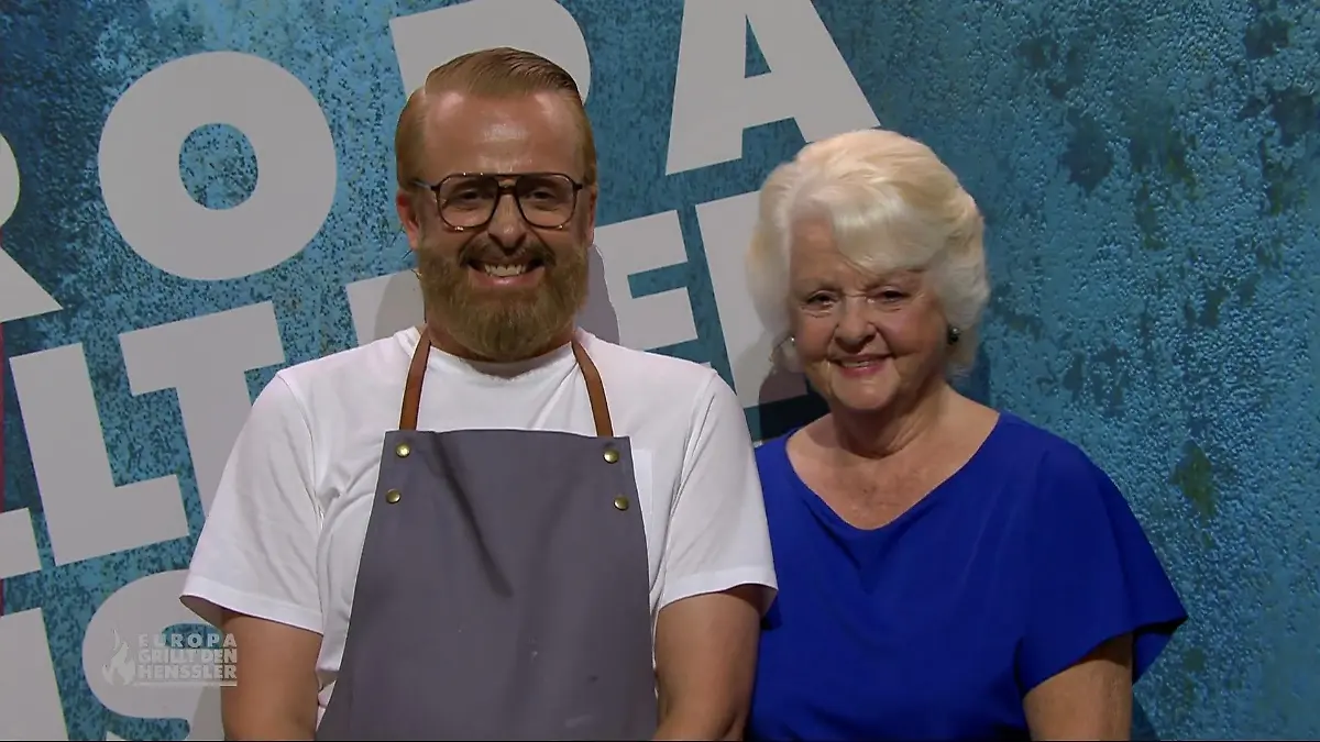 Ross Antonys Mama verrät: Wahrsagerin sagte SEINE Karriere voraus! Bei „Europa grillt den Henssler"