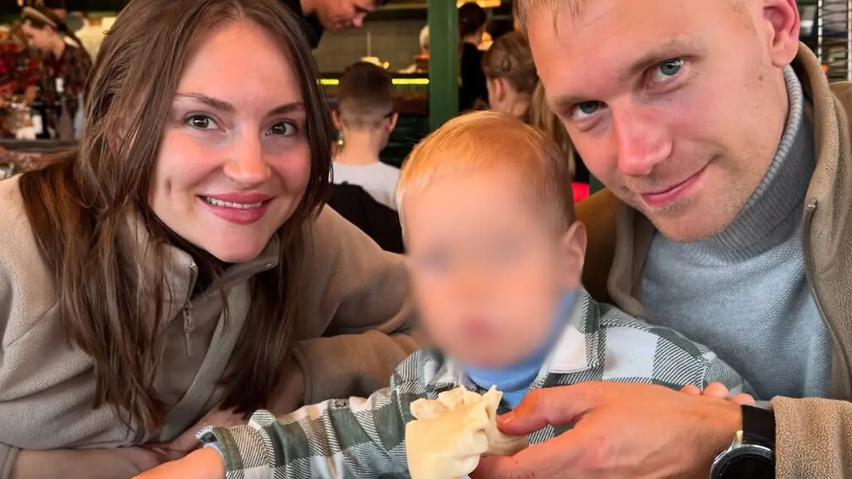 Nach der Begegnung mit einer Würfelqualle, auch Seewespe genannt, stirbt Wladimir (†2).  